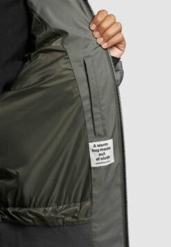 Khujo JAPURA - Winterjacke - Dunkeloliv -Khujo Verkäufe d5124c22796745178b029ac1516cdac0