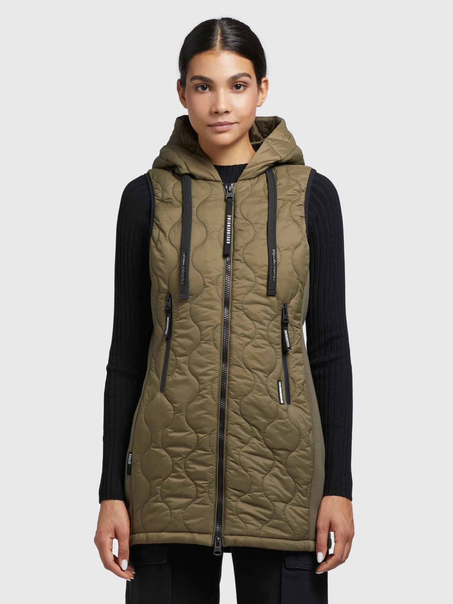 Weste MALIN in Olivgrün Khujo Weste MALIN In Olivgrün -Khujo Verkäufe khujo weste malin in olivgrun 3 scaled